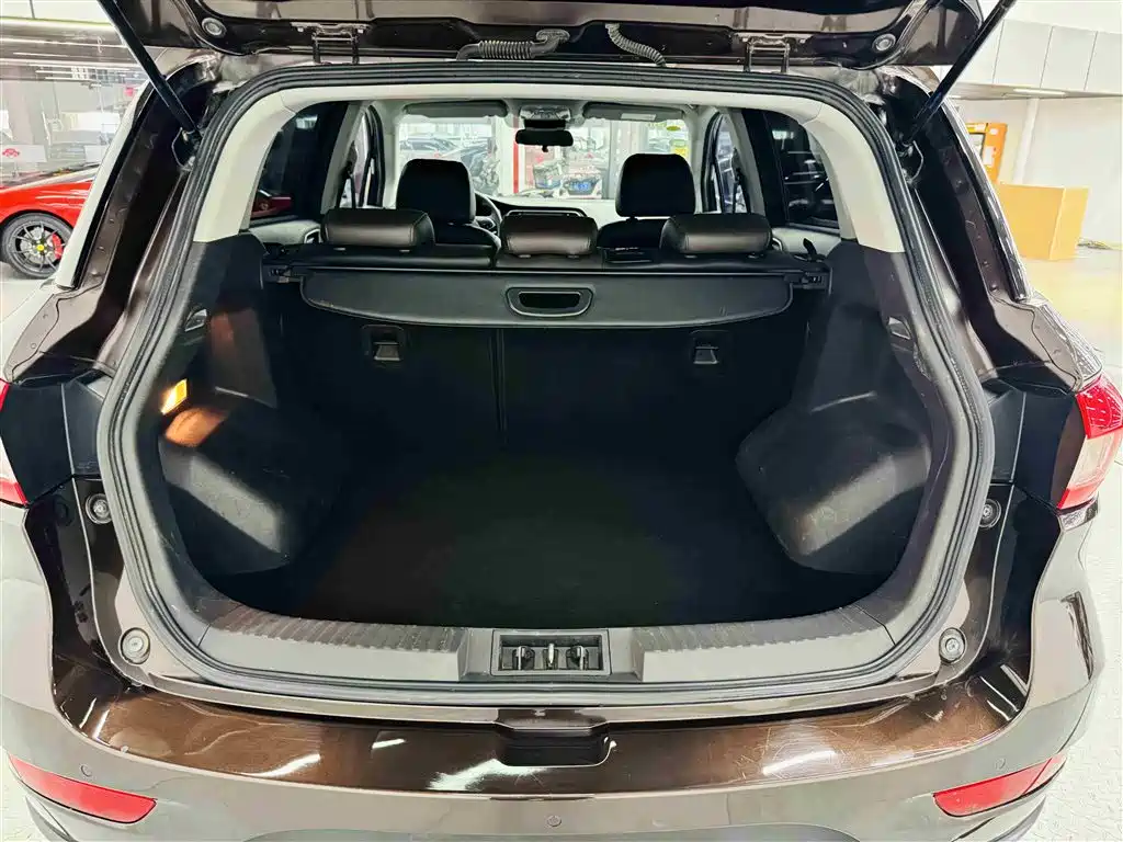 GAC Trumpchi Trumpchi GS4 2015 200T Manual Luxury Edition фото 21