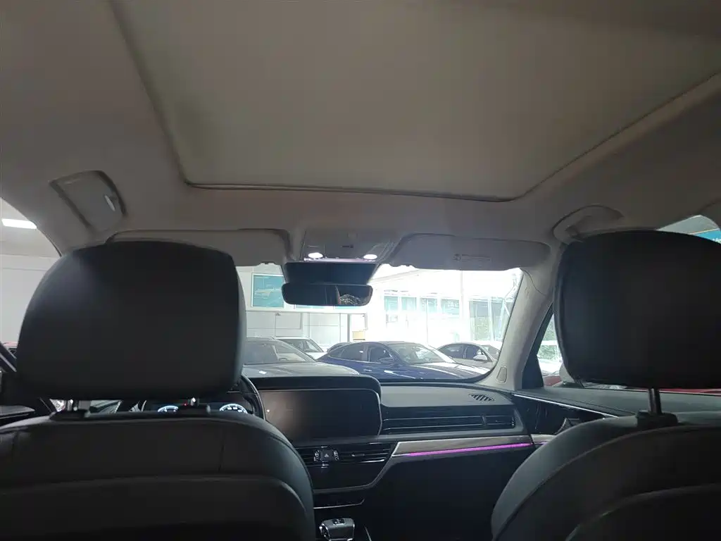 Hongqi HS5 2019 2.0T Smart Connect Enjoy 4WD Edition фото 2