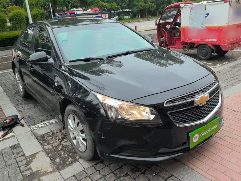 Chevrolet Cruze 2015 1.5L Classic SL MT фото 4