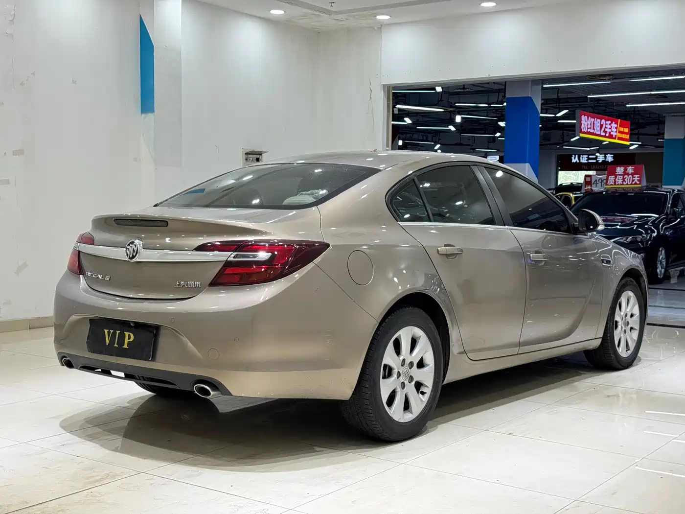 Buick Regal 2015 1.6T Leading Tech Edition фото 6