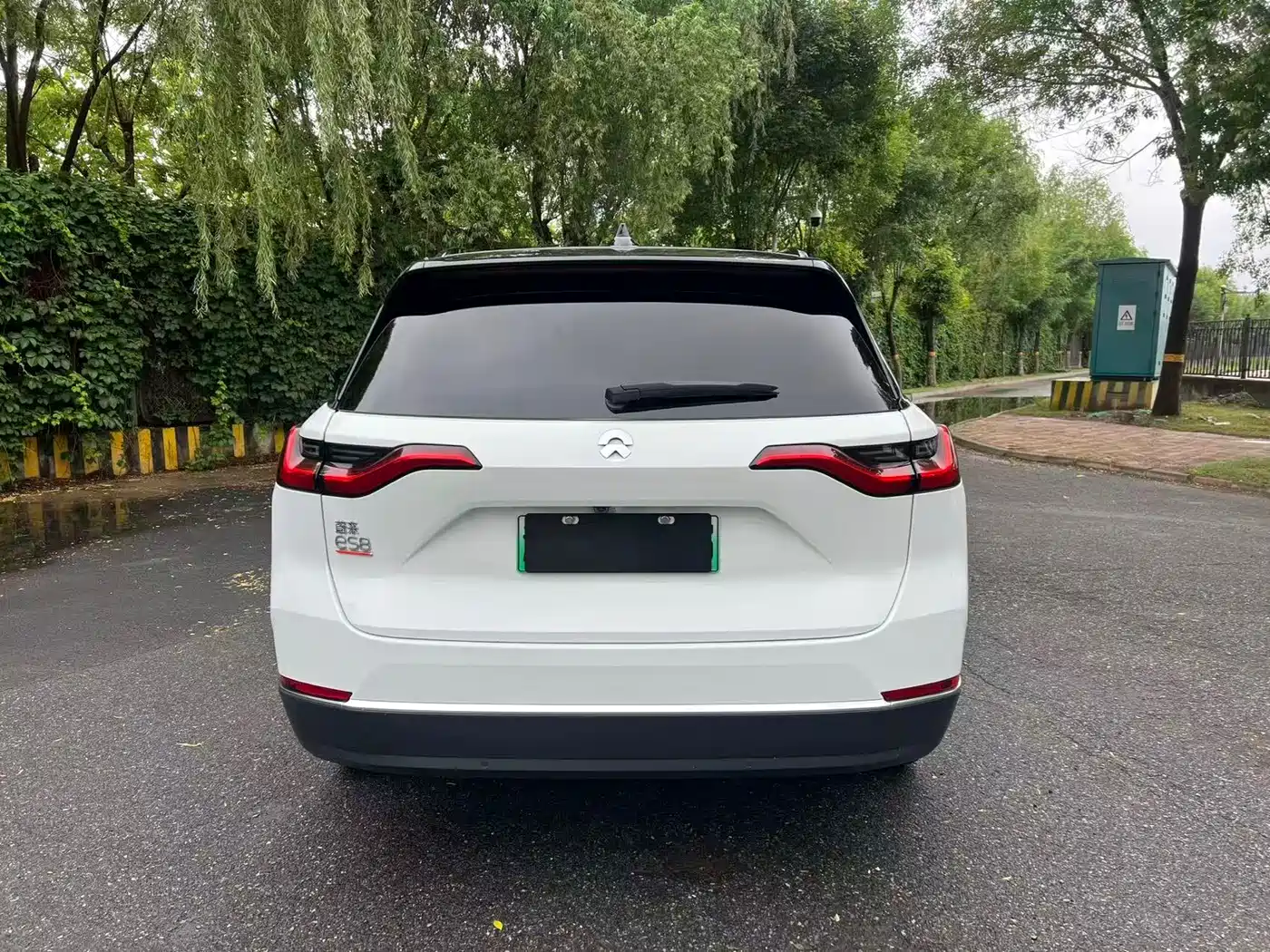 Фото 6 - NIO ES8