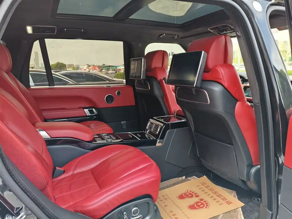 Land Rover Range Rover 2015 3.0 TDV6 Vogue SE Genesis Extended Edition фото 12