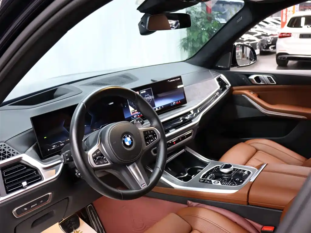 BMW X7 2023 xDrive40i Exclusive M Sport Package фото 8