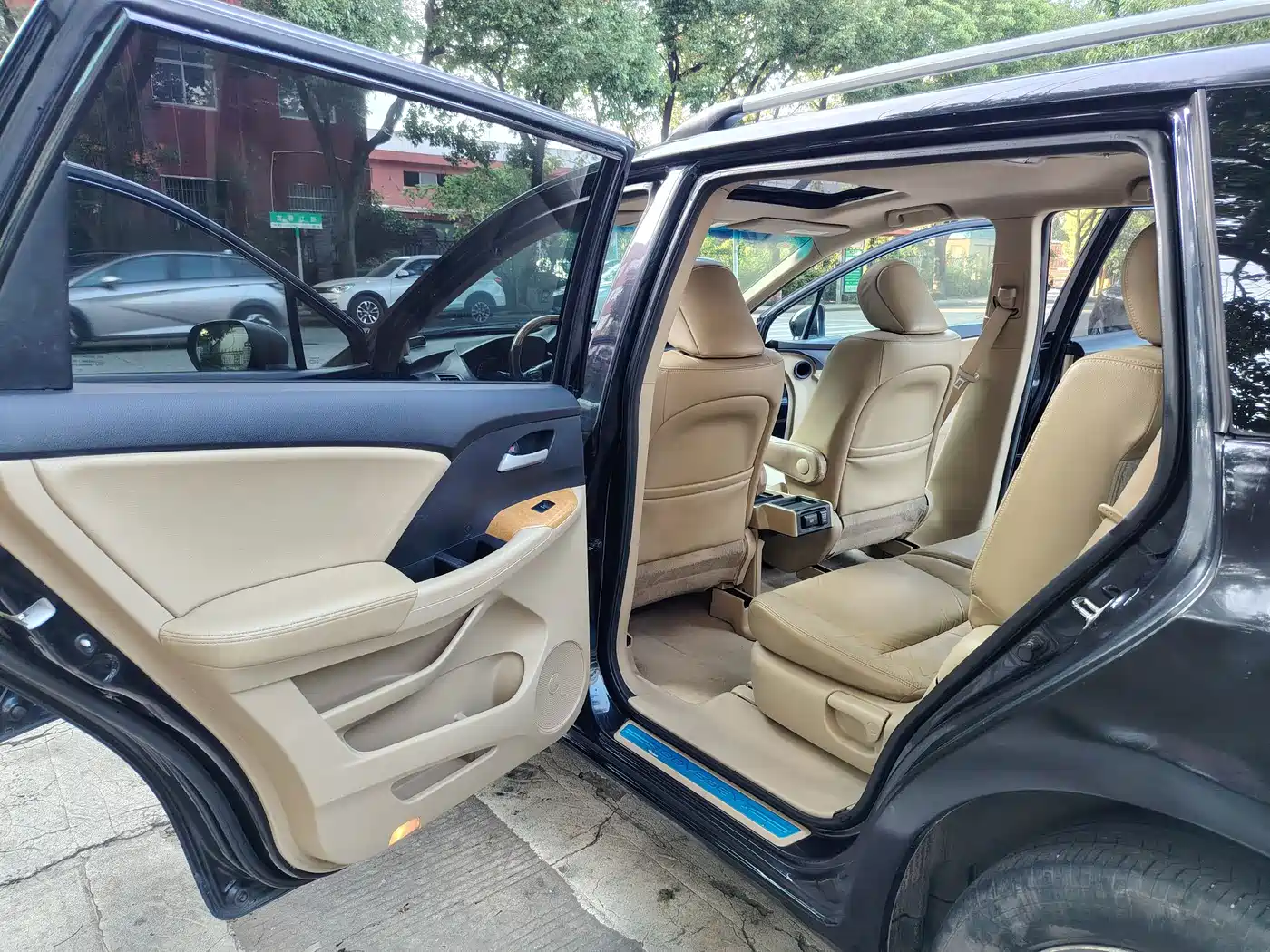 Фото 7 - Honda Odyssey