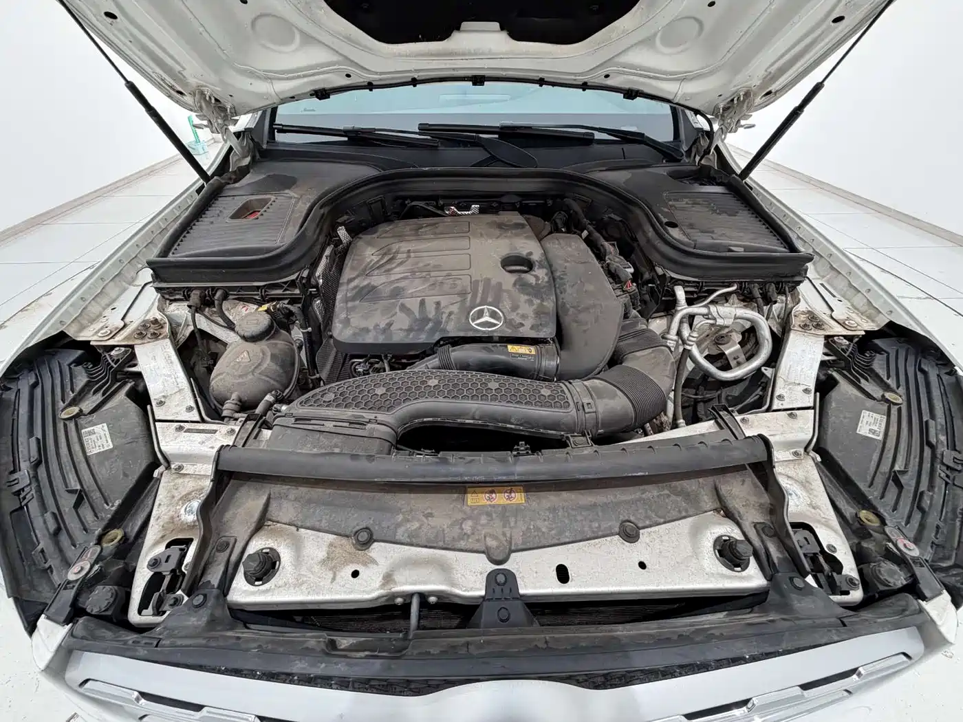 Mercedes-Benz GLC 2020 Facelift GLC 260 L 4MATIC Dynamic фото 16