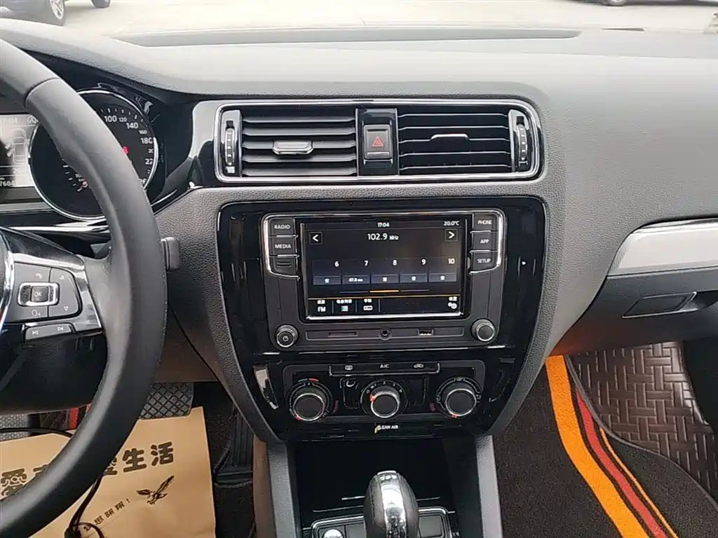 Volkswagen Sagitar 2018 280TSI DSG Comfort фото 13