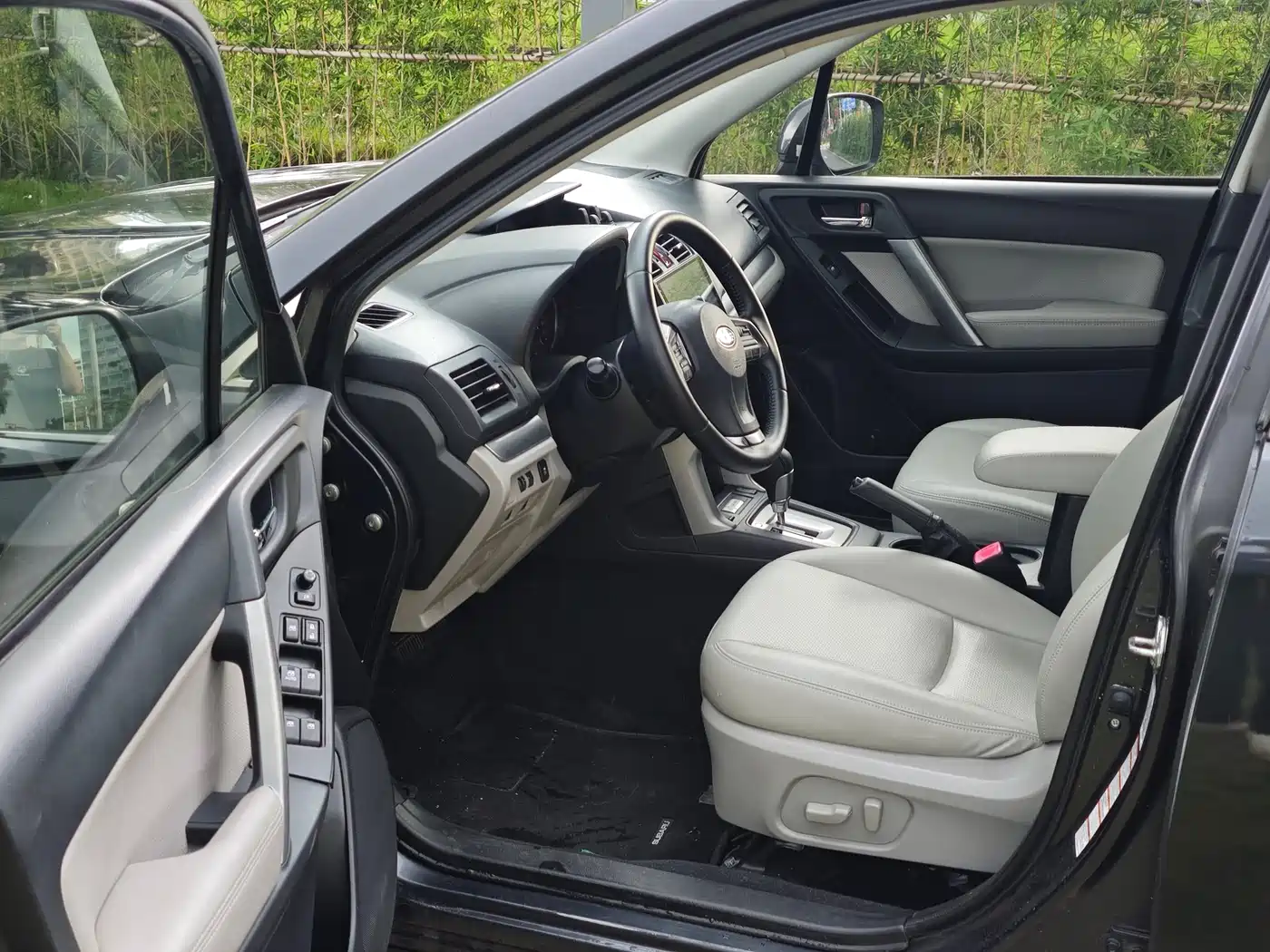 Subaru Forester 2013 2.5i Automatic Elite Edition фото 7