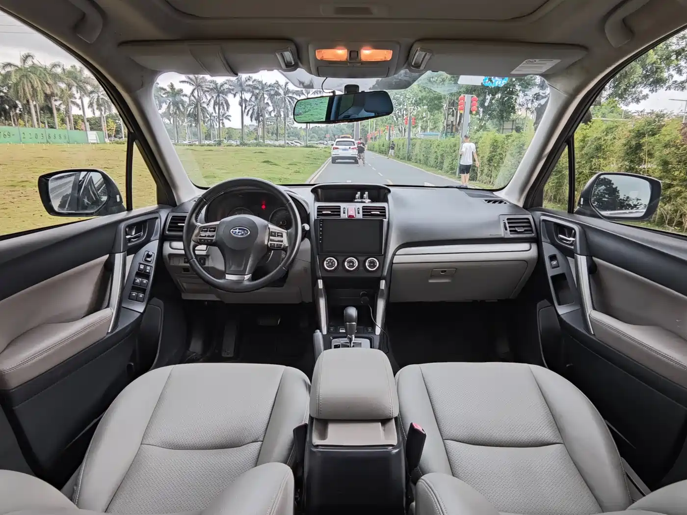 Subaru Forester 2013 2.5i Automatic Elite Edition фото 9