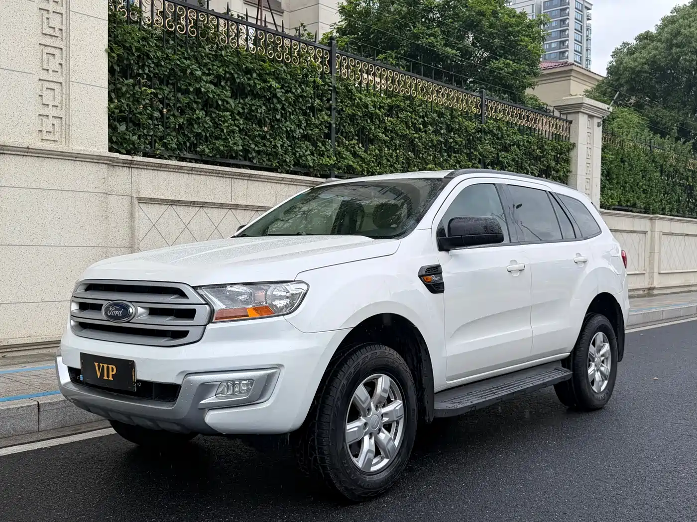 Ford Everest 2016 2.0T Gasoline Automatic 4WD Luxury Edition