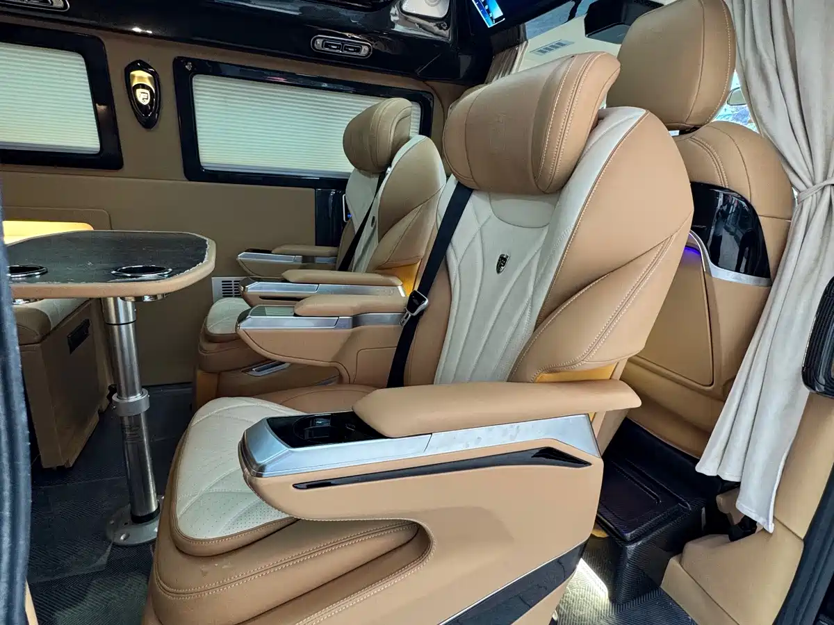 Ford Transit 2023 Model 2.0T Petrol Automatic Multi-purpose Commercial Vehicle Medium Wheelbase Medium Roof 5/6 Seater фото 22