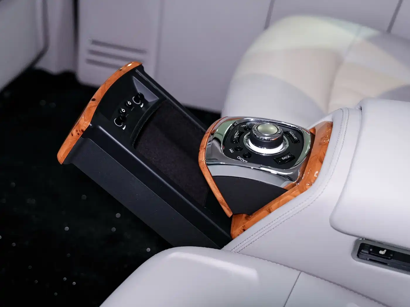 Rolls-Royce Phantom 2013 2013 6.7L Extended Wheelbase (EWB)