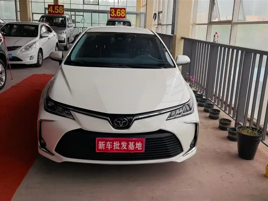 Toyota Corolla 2021 1.2T S-CVT Pioneer PLUS Edition фото 2