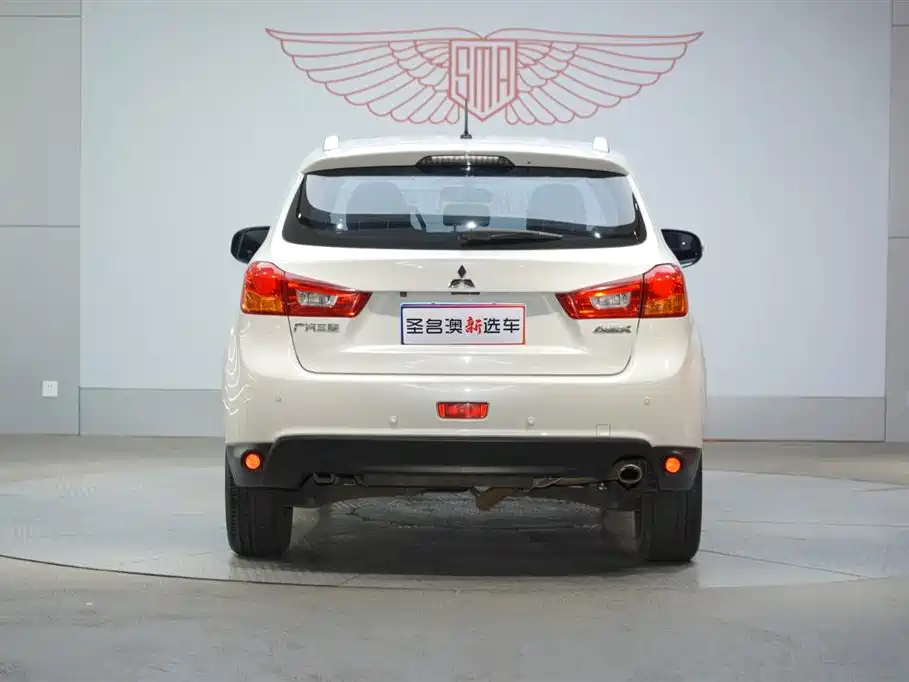 Mitsubishi ASX 2016 2.0L CVT 2WD Navigation Edition фото 5