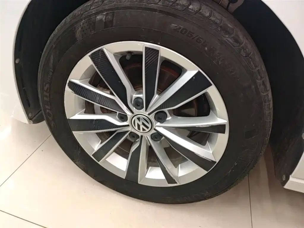 Volkswagen Bora 2020 1.5L Automatic Elite фото 25