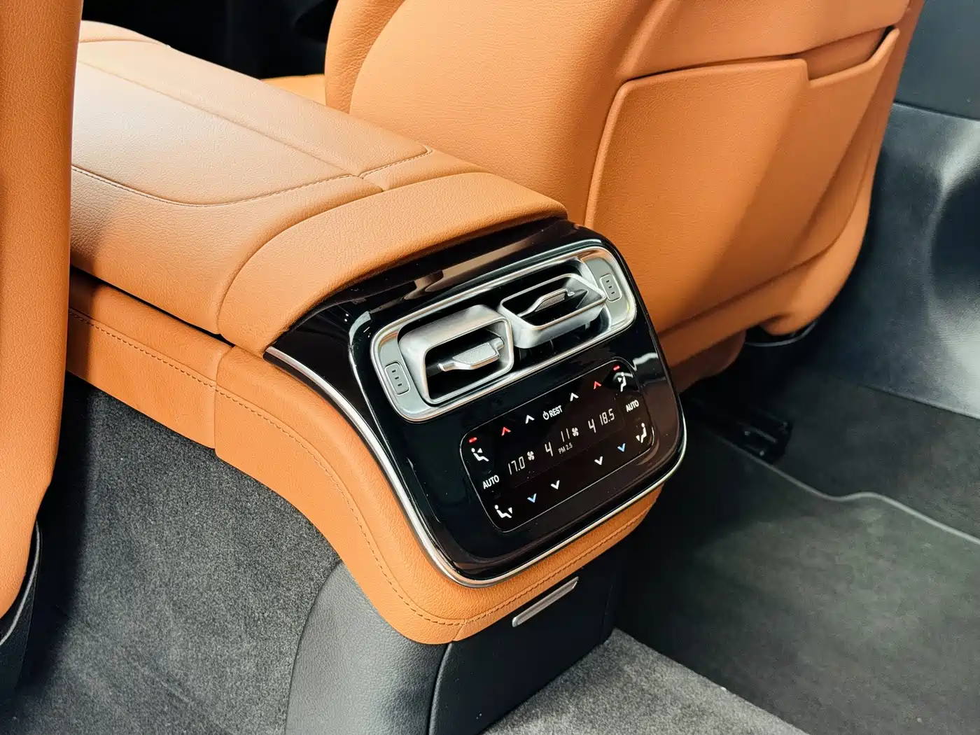Mercedes-Benz S-Class 2024 S 400 L Business Edition фото 17