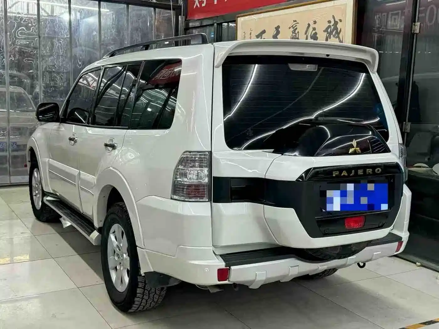 Mitsubishi Pajero (Import) 2020 3.0L Automatic Standard Edition фото 7