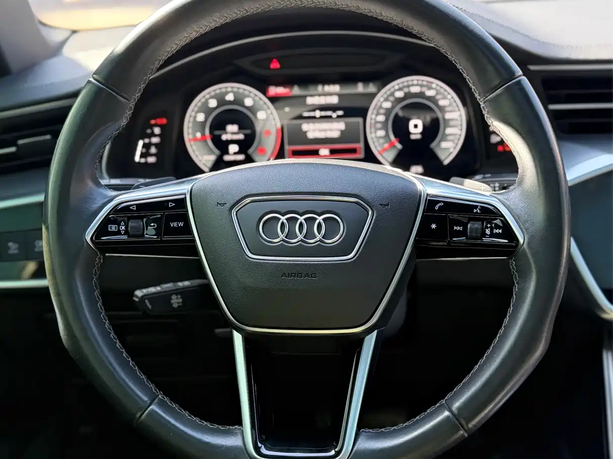 Audi A6L 2021 45 TFSI Exclusive Sport фото 9