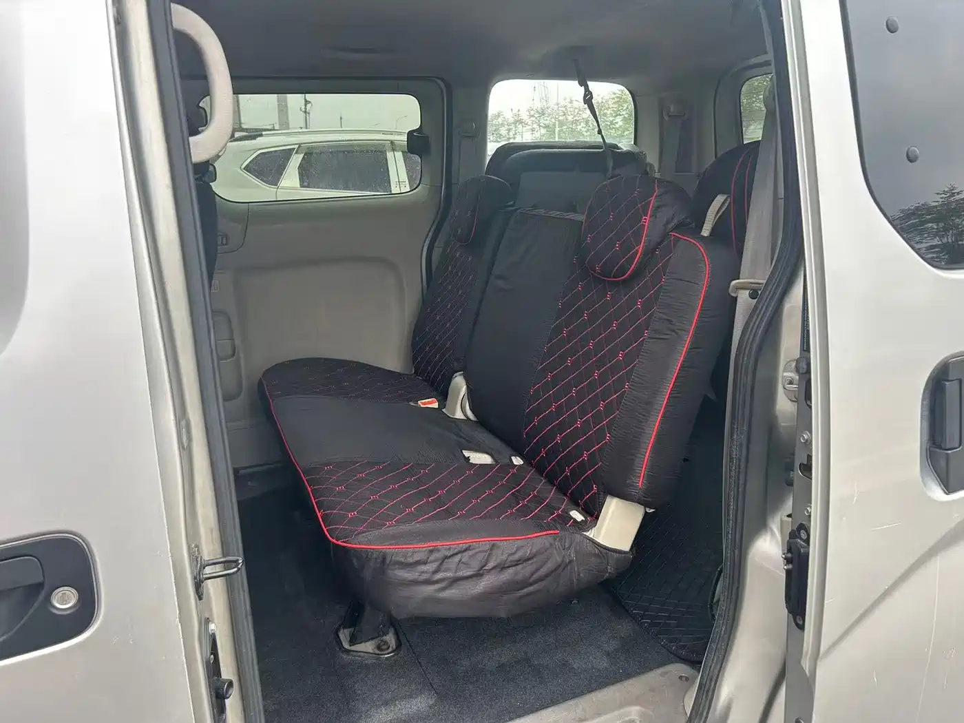 Nissan NV200 2014 2014 1.6L Manual Luxury (China V)