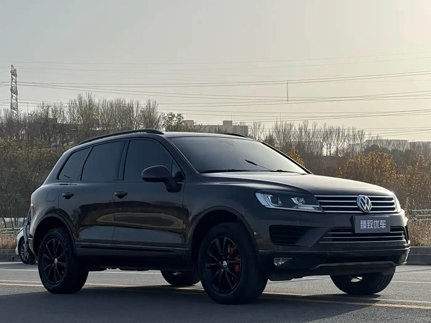 VOLKSWAGEN TOUAREG