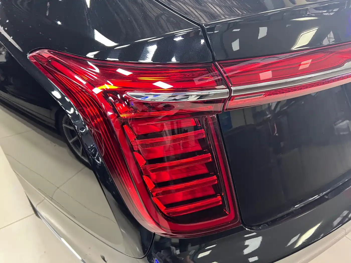 Hongqi H9 2020 Facelift 2.0T Smart Connect Flagship фото 12
