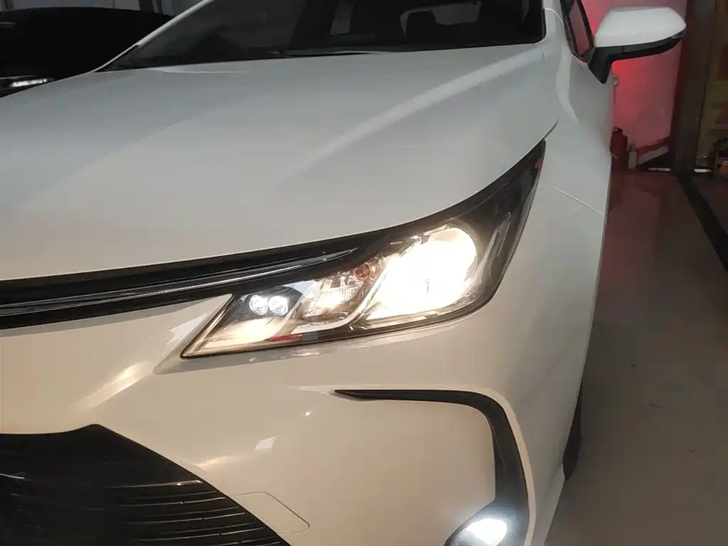 Toyota Corolla 2021 1.2T S-CVT Elite PLUS Edition фото 24