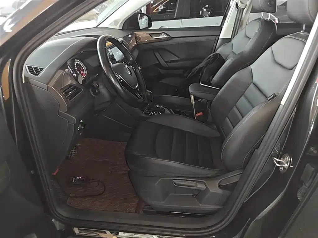 Volkswagen Tharu 2020 280TSI 2WD Comfort Edition China VI фото 15