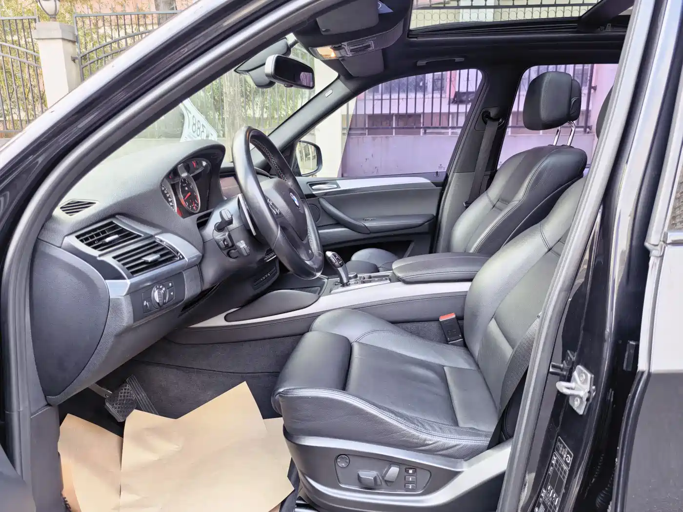 BMW X5 M 2010 X5 M фото 7