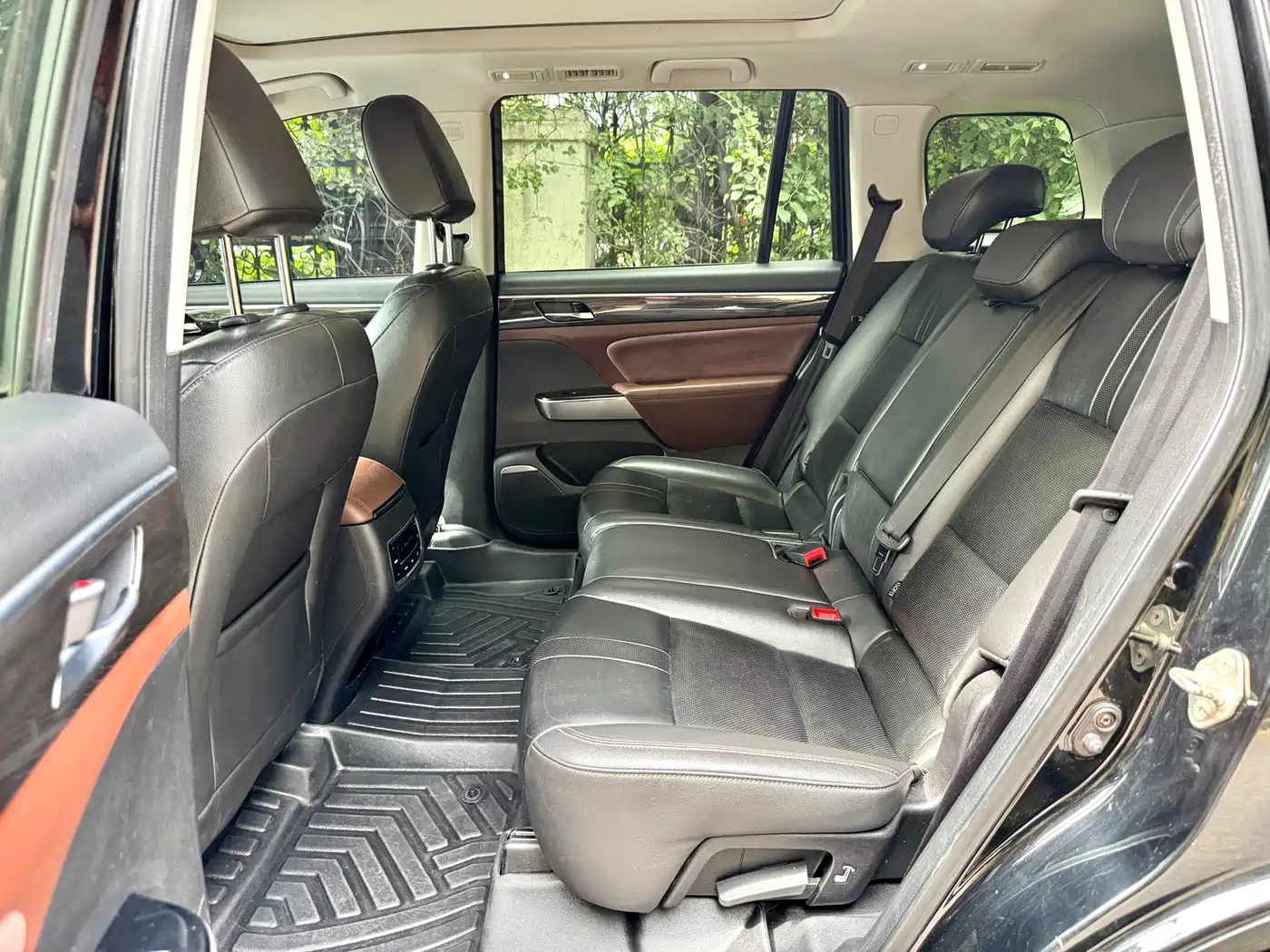 GAC Trumpchi Trumpchi GS8 2017 2017 320T 2WD Luxury Smart Connect (7-seater)