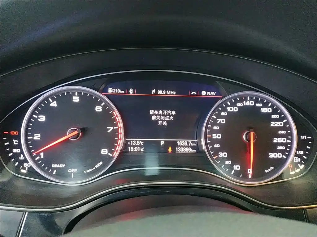 Audi A6L 2016 30 FSI Technology фото 4