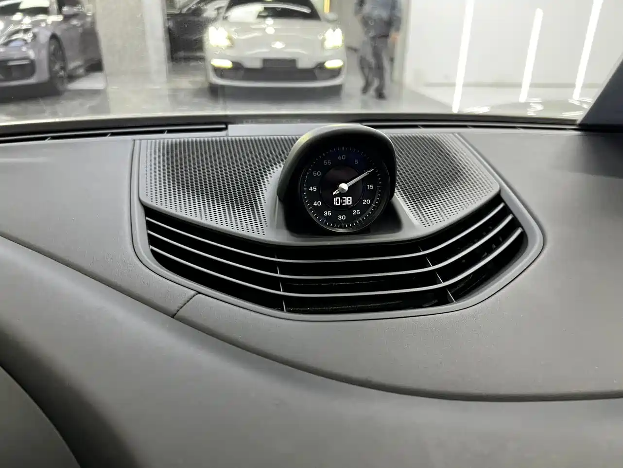 Porsche Taycan 2024 Taycan 4 фото 6
