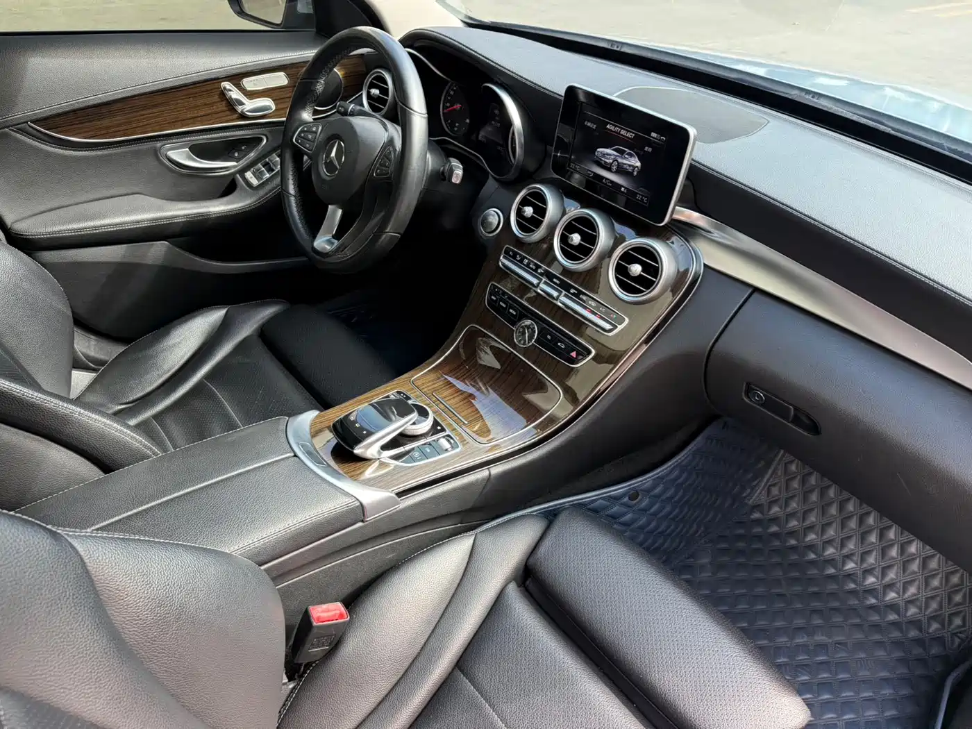 Mercedes-Benz C-Class 2015 C 200 L фото 24