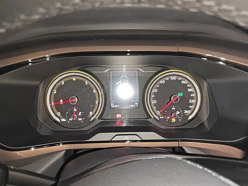 Volkswagen Tharu 2020 280TSI 2WD Comfort Edition China VI фото 12
