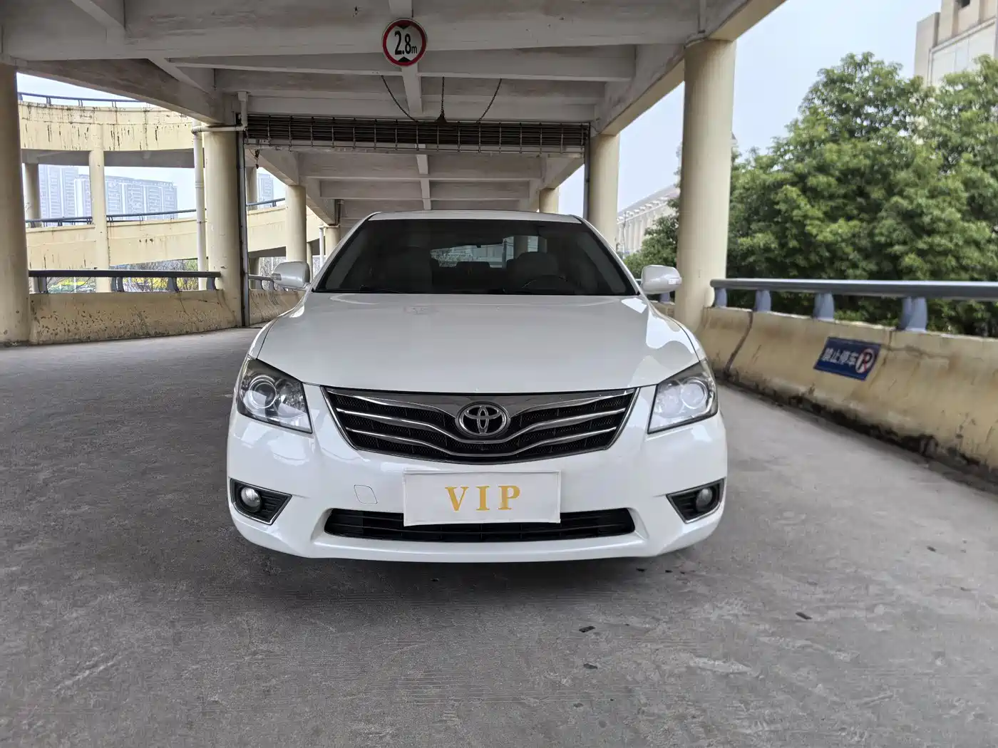 Toyota Camry 2013 200G Classic Luxury Edition фото 36