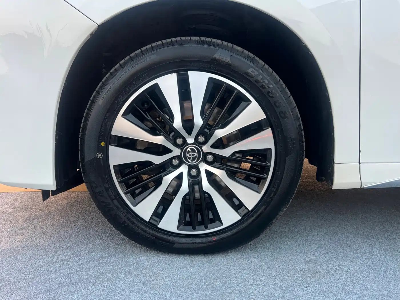 Toyota Alphard 2018 Facelift 3.5L Premium Edition фото 17