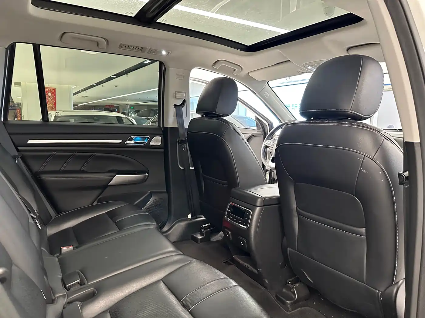 GAC Trumpchi Trumpchi GS8 2020 Model 390T FWD Luxury Smart Connect (7-seater) фото 15