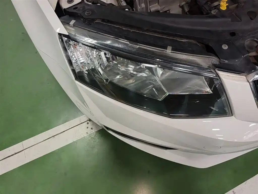 Škoda Octavia 2017 1.6L Automatic Pioneer Edition фото 13