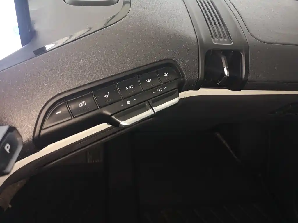 Baojun KiWi EV 2021 2021 Artist LFP