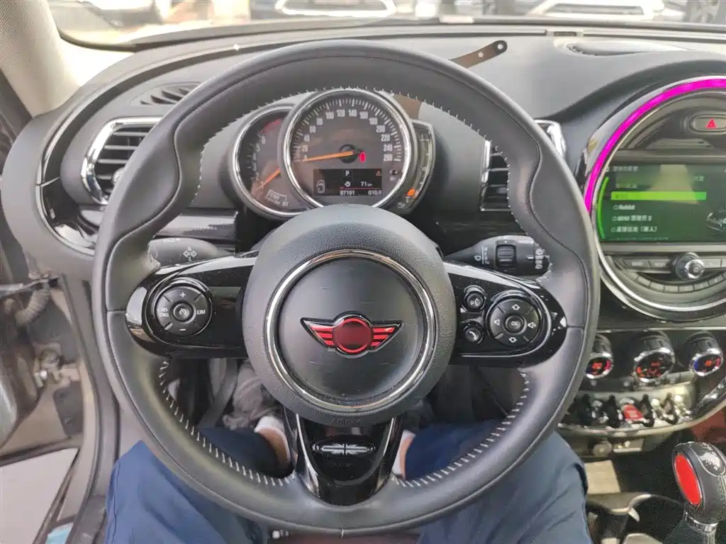 Фото 7 - MINI CLUBMAN