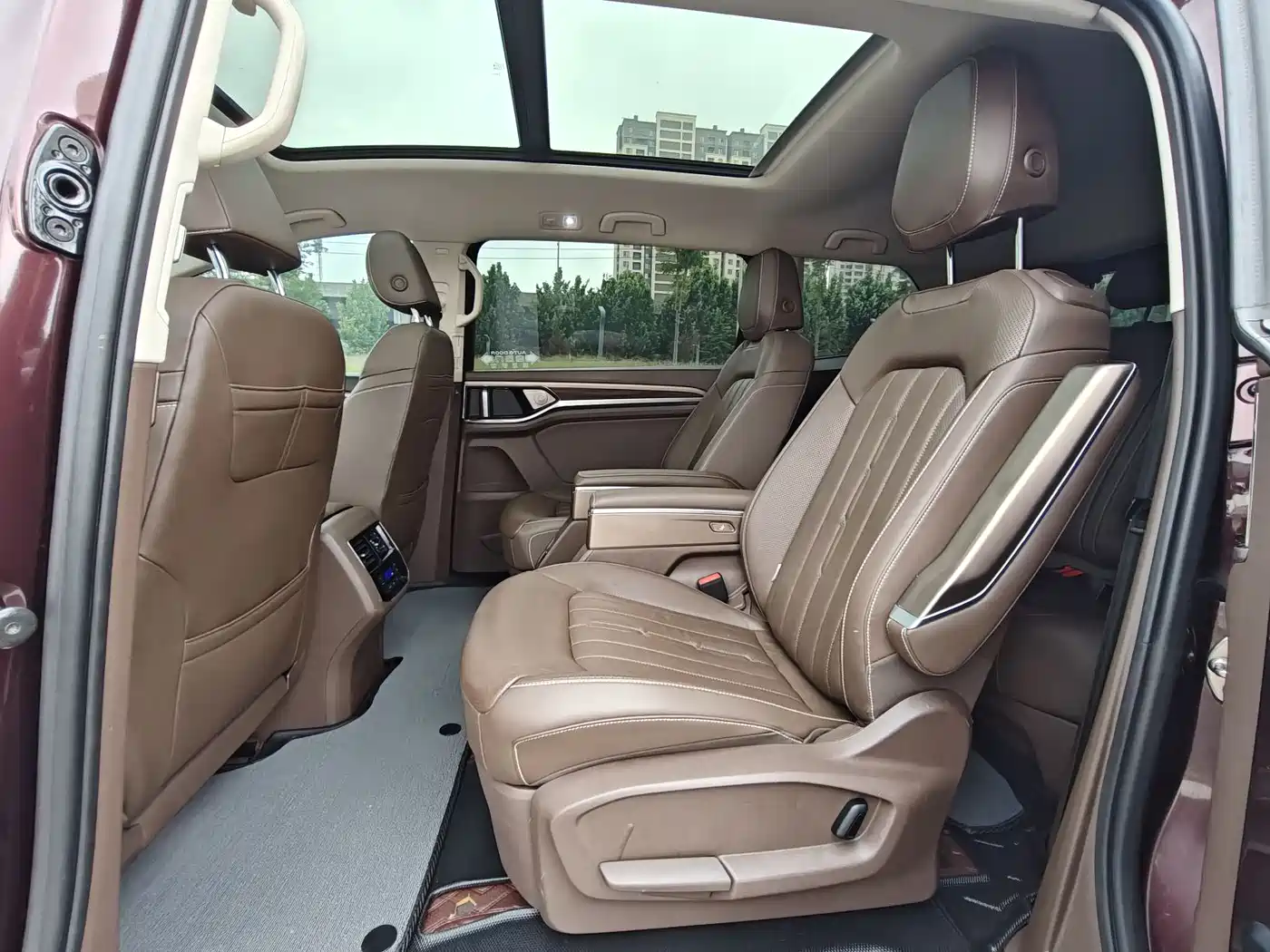 Volkswagen Viloran 2020 330TSI Luxury Edition фото 10