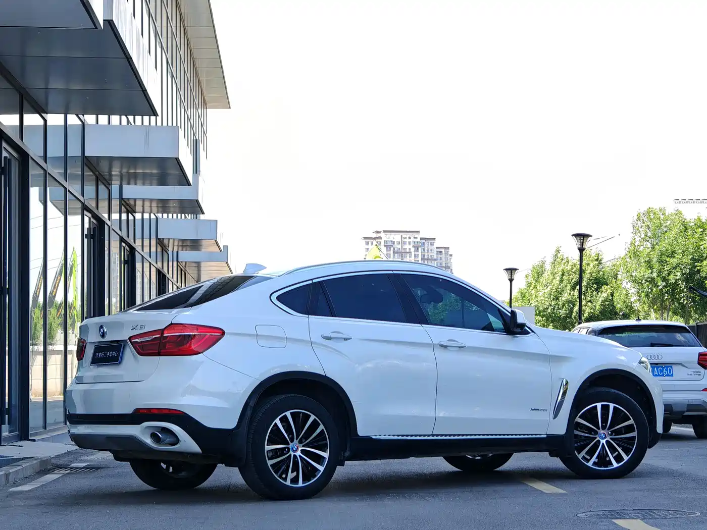 BMW X6 2015 xDrive35i Leading Type фото 4