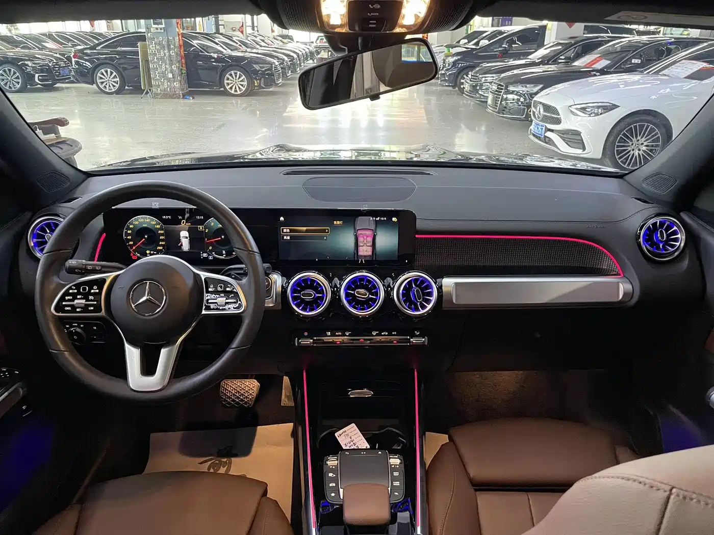 Mercedes-Benz GLB 2022 Model GLB 180 Dynamic Edition фото 21