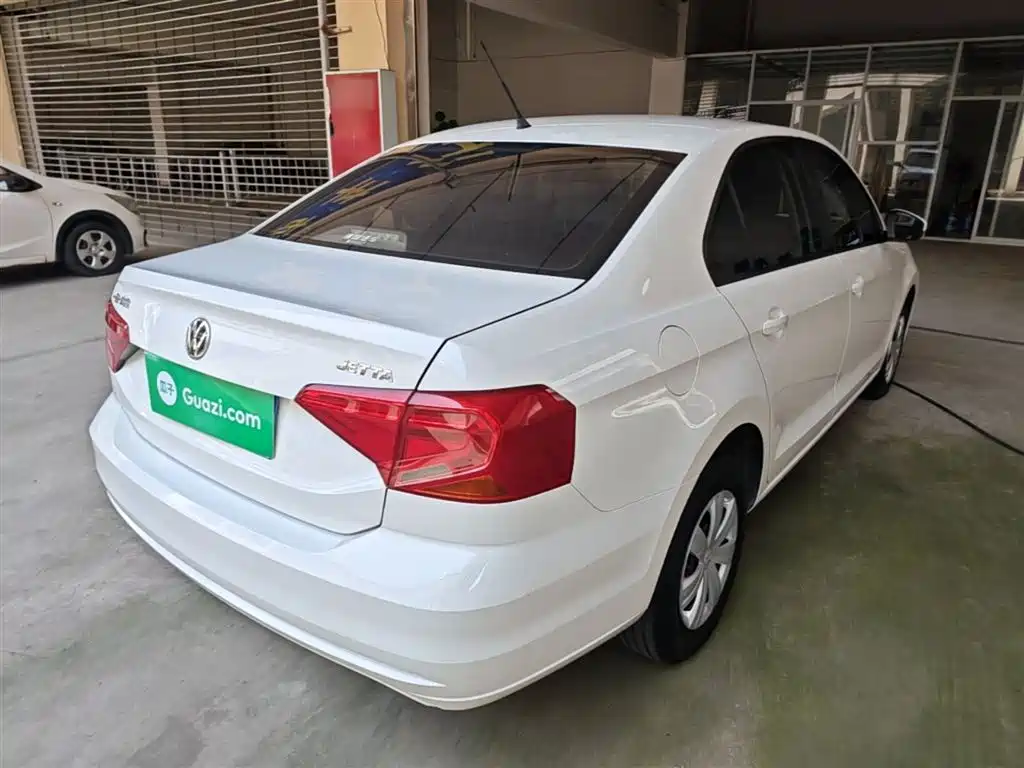Volkswagen Jetta 2017 1.4L Manual Fashion фото 7