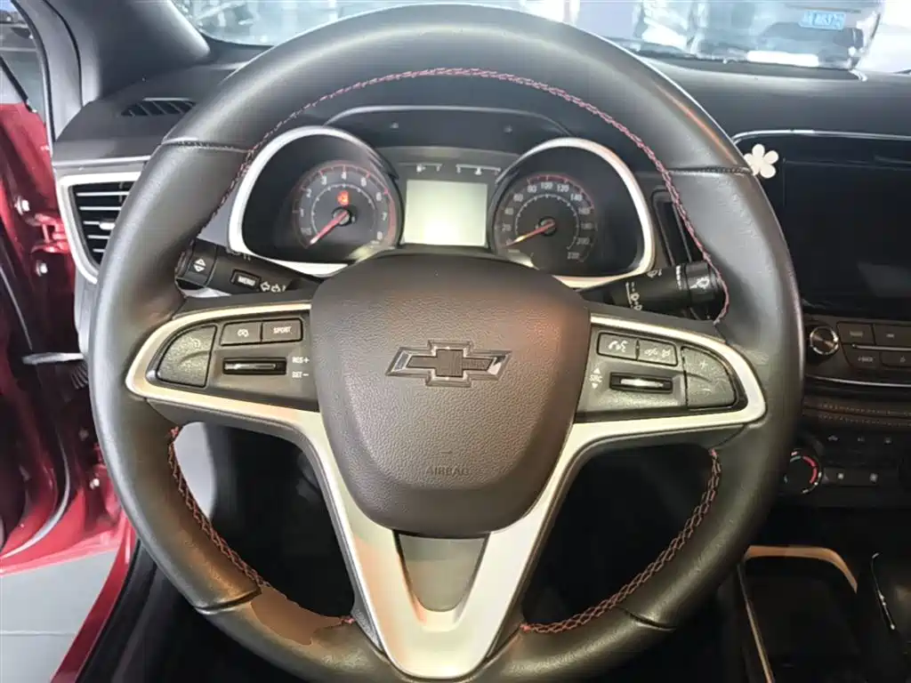 Chevrolet Monza 2019 RS 330T Automatic Thrill Edition China VI фото 11