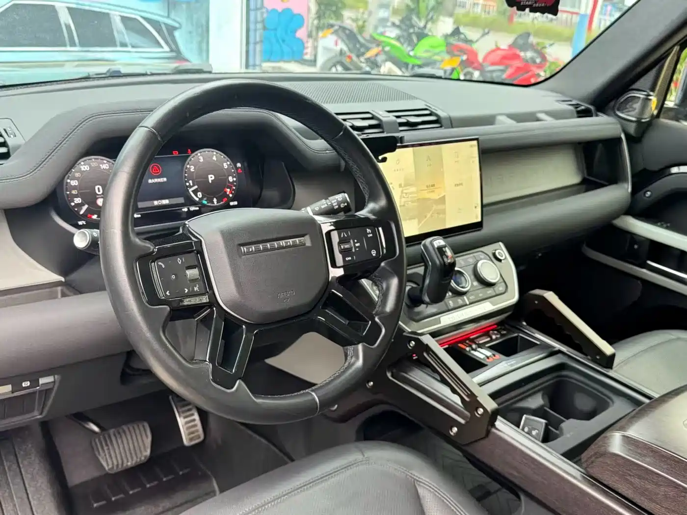 Фото 5 - Land Rover Defender