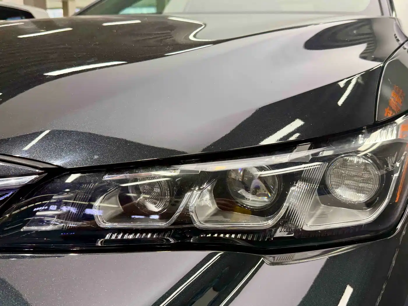 Toyota Avalon 2022 2.0L Luxury Edition фото 4