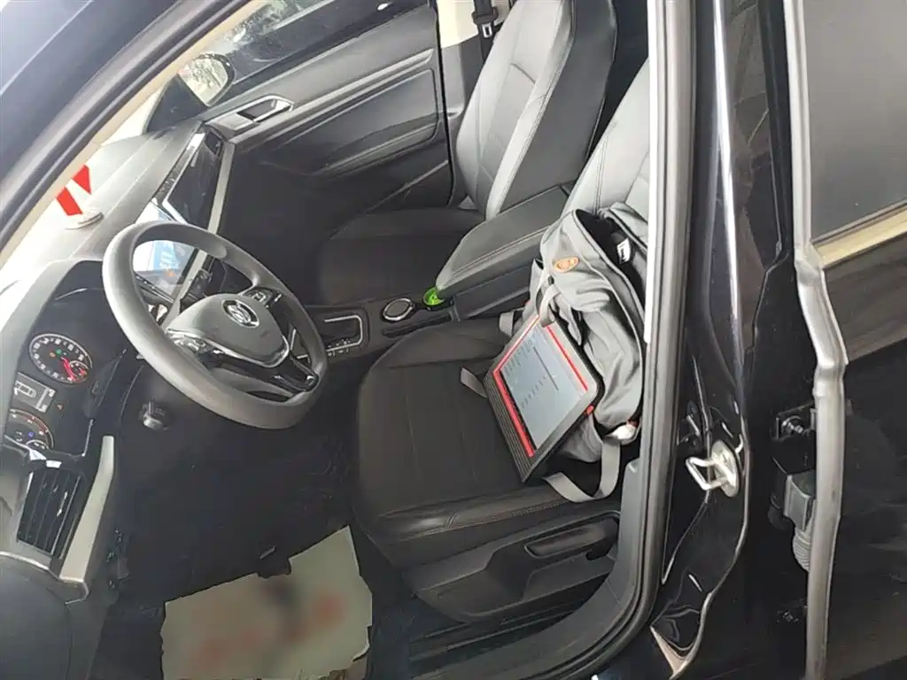 Volkswagen Lavida 2019 1.5L Automatic Comfort Edition China VI фото 15