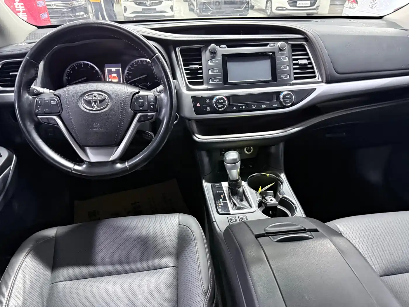 Toyota Highlander 2018 2.0T 4WD Luxury 7-seater (China V) фото 14