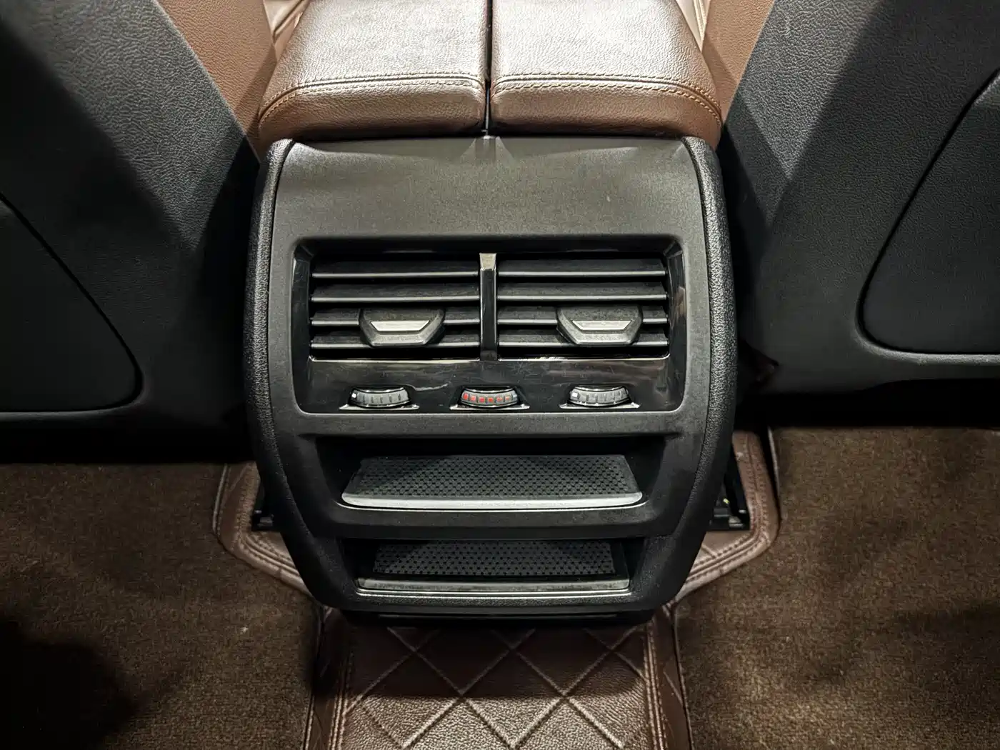 BMW X5 New Energy(Imported) 2020 xDrive45e M Sport Package фото 22