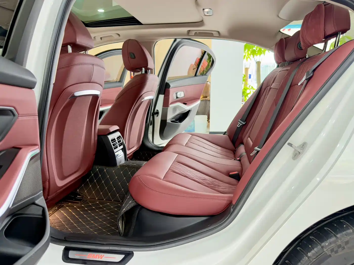 BMW i3 2022 eDrive 35 L фото 11