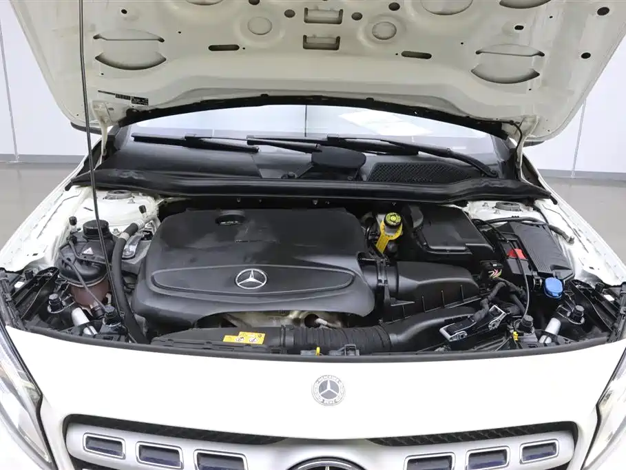 Mercedes-Benz GLA 2017 GLA 220 4MATIC Fashion фото 31